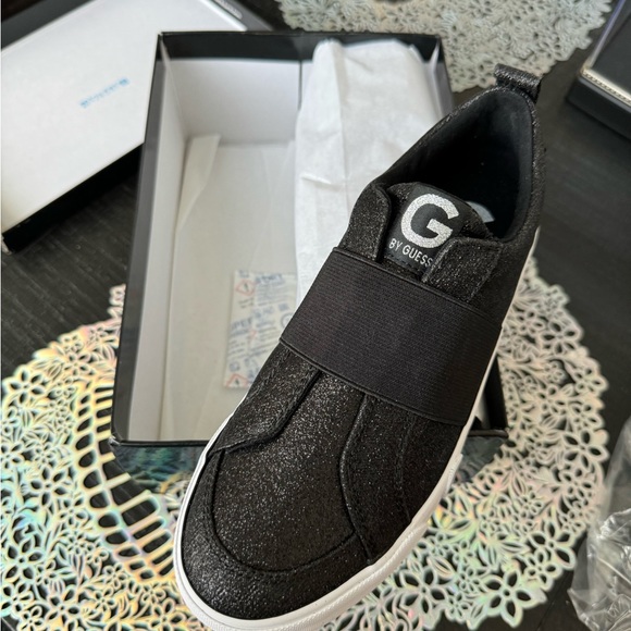 G by Guess Women 10 black sparkle slip on sneaker - Picture 5 of 6